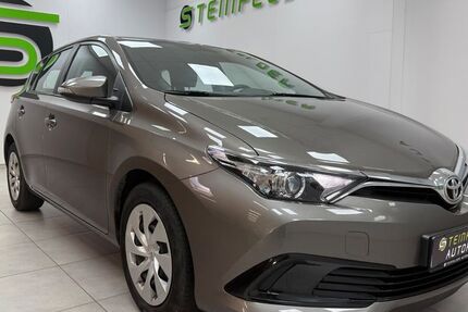 Toyota Auris 104.848 km 11.890 &euro; Steinfeld 49439