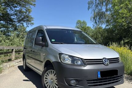 VW Caddy Maxi 191.000 km 10.499 &euro; mittelstreu 97640