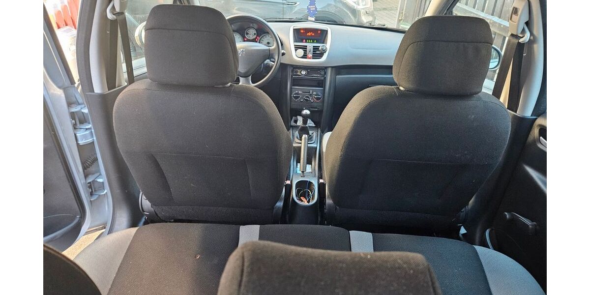 Peugeot 207 155.000 km 1.800 € Bad Breisig 53498