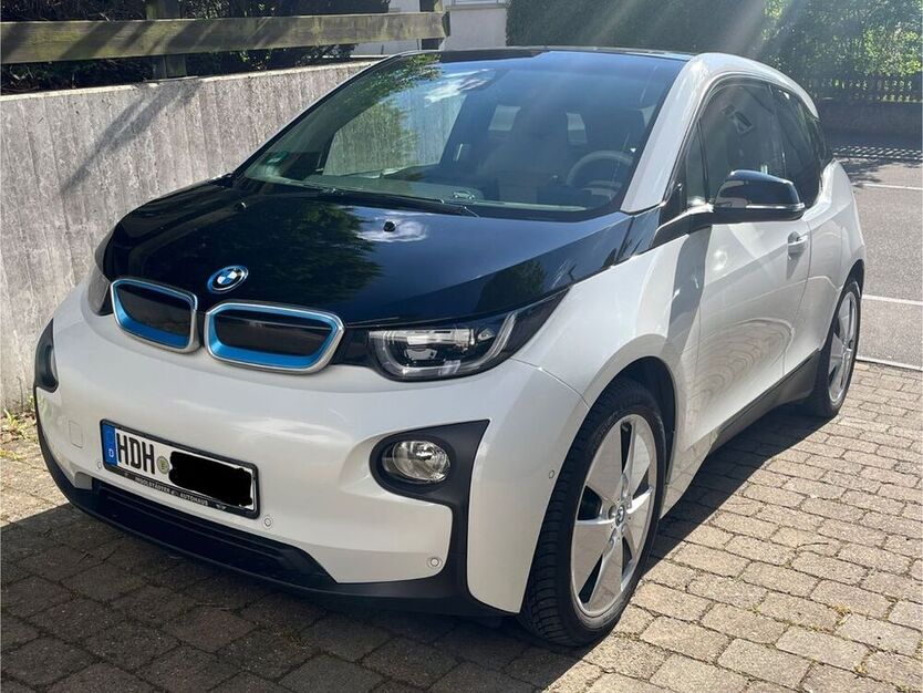 i3