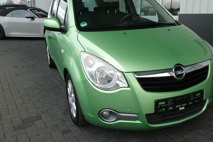 Opel Agila 117.241 km 1.999 € Paderborn 33106