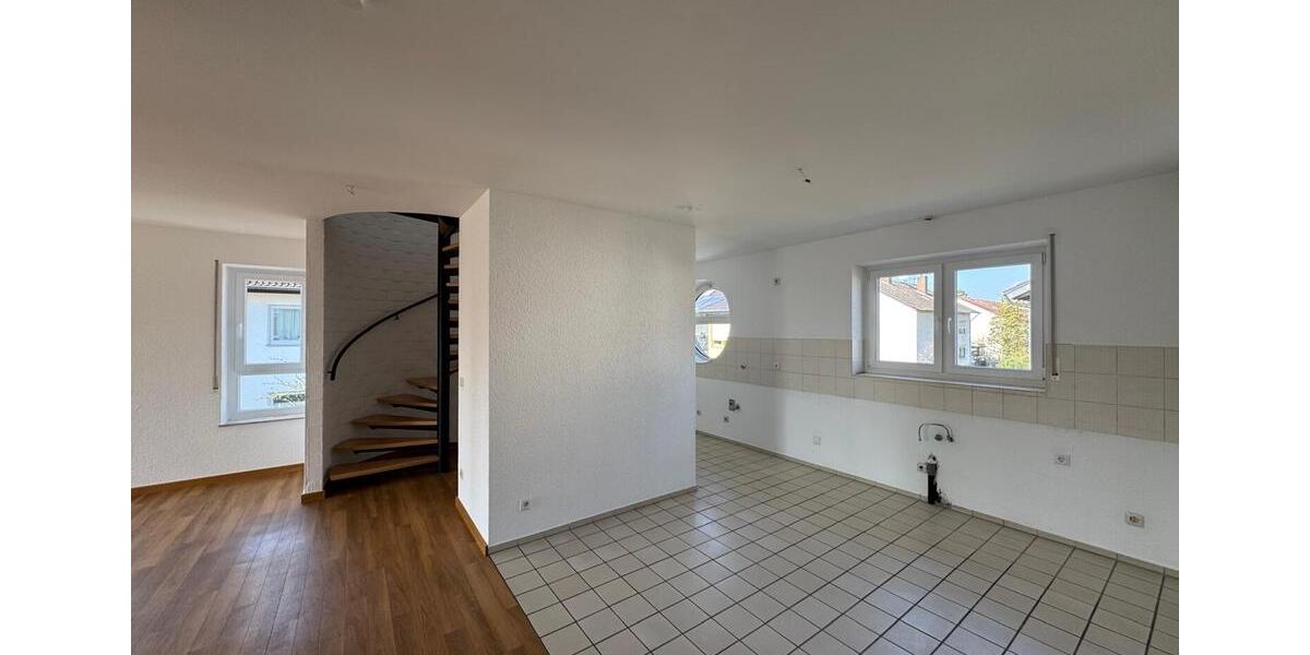 Maisonettenwohnung Lorsch - 4 Zimmer, 146 m&sup2;, 1.500&euro; | Angebot:25852752