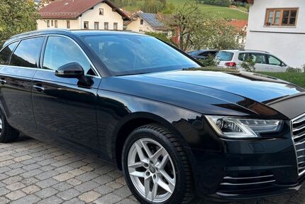 Audi A4 121.923 km 19.990 &euro; Grainet 94143