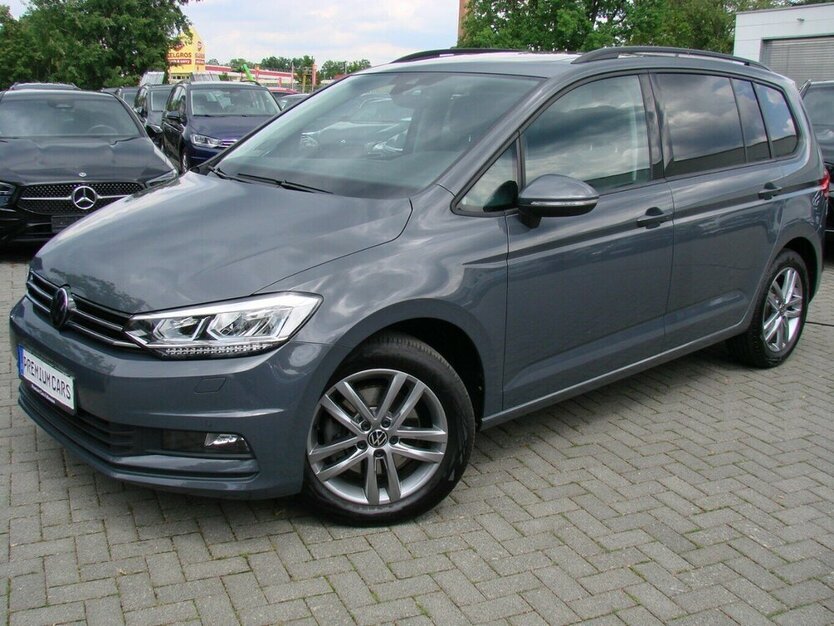 Touran 1.5TSI Comfortline 7-Sitzer Pano Standheizu