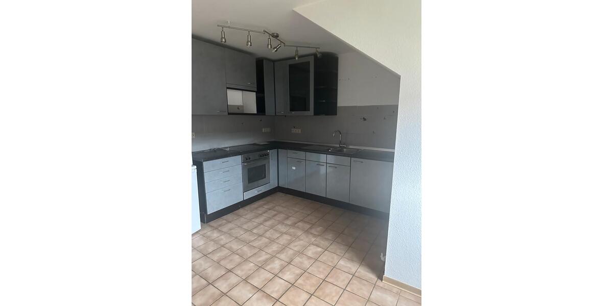 Dachgeschoßwohnung Losheim am See - 3 Zimmer, 100 m&sup2;, 800&euro; | Angebot:26582144