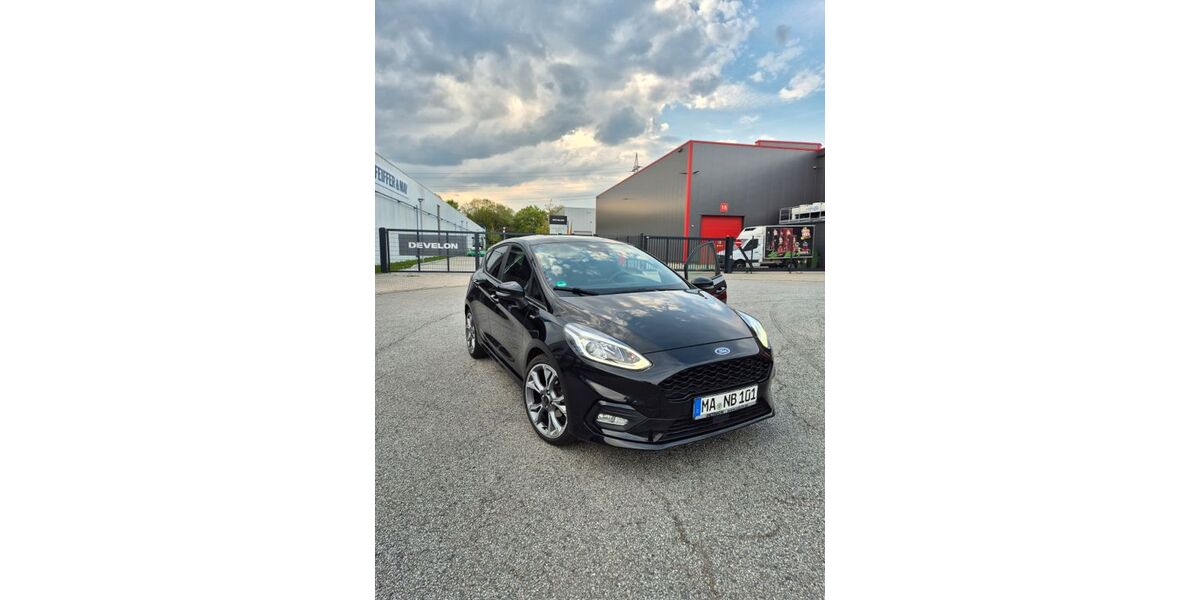 Ford Fiesta 49.500 km 11.990 &euro; Mannheim 68229