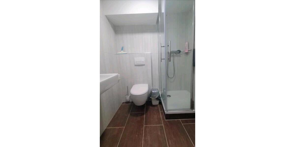 Etagenwohnung Neuhausen auf den Fildern - 2 Zimmer, 35 m&sup2;, 590&euro; | Angebot:26594158