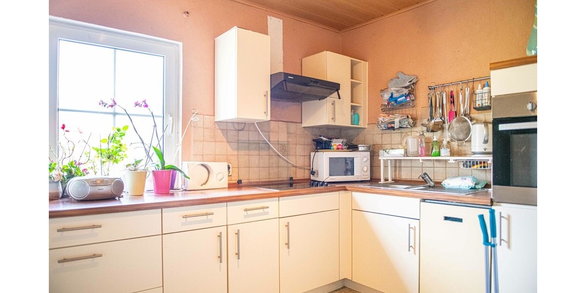 Einfamilienhaus mit großem Grundstück in ruhiger Lage - Einfamilienhaus Tiefenbach | Angebot:24788003
