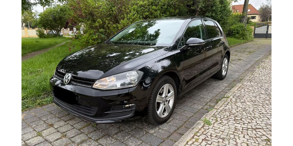 VW Golf 88.000 km 9.900 &euro; Halle Saale 06116