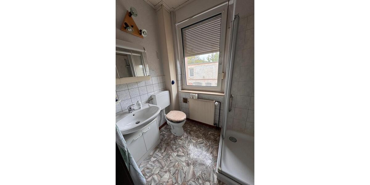 Mehrfamilienhaus, Wohnhaus Tangerhütte - 8 Zimmer, 220 m&sup2;, 151.000&euro; | Angebot:26974208