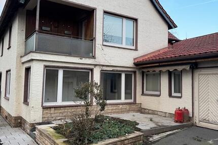 Haus Bad Salzdetfurth - 7 Zimmer, 150 m&sup2;, 105.000&euro; | Angebot:25405631