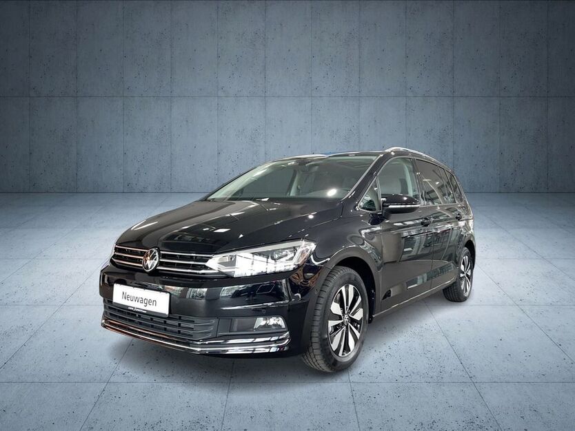 VW Touran 3.500 km 53.880 € Frankfurt am Main 60528