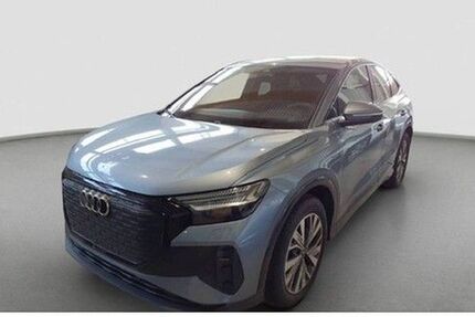 Audi Q4 e-tron 2.987 km 44.979 € Oldenburg 26135