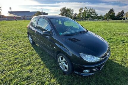 Peugeot 206 150.000 km 1.935 € Braunfels 35619