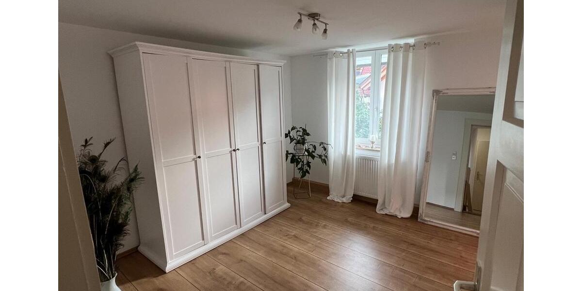 Einfamilienhaus Ellingen - 6 Zimmer, 140 m&sup2;, 370.000&euro; | Angebot:26375995