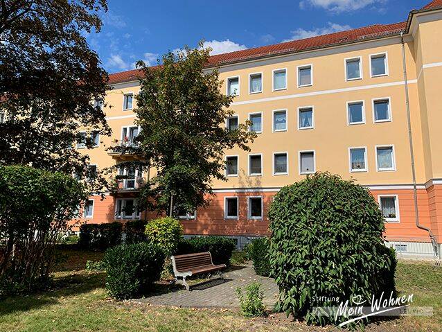 Etagenwohnung Zeitz Aue - 2 Zimmer, 36 m&sup2;, 240&euro; | Angebot:26858883