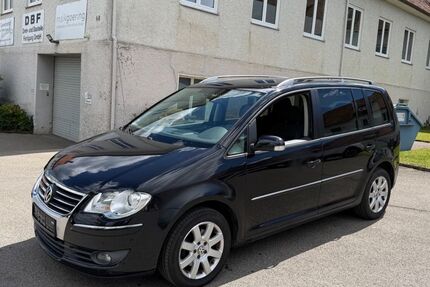 VW Touran 245.000 km 3.950 &euro; Deisslingen 78652