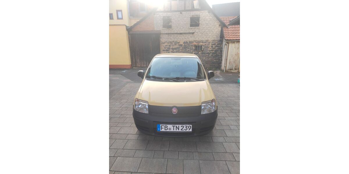 Fiat Panda 144.000 km 2.600 &euro; Gedern 63688