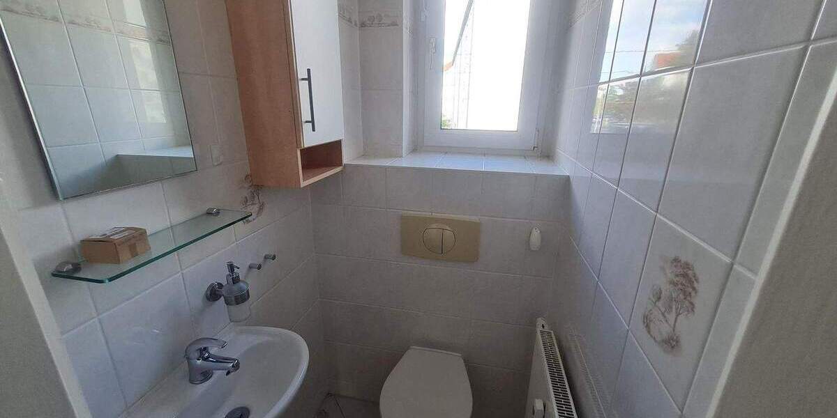 Etagenwohnung Bitterfeld-Wolfen Wolfen - 4 Zimmer, 83 m&sup2;, 78.500&euro; | Angebot:23044598