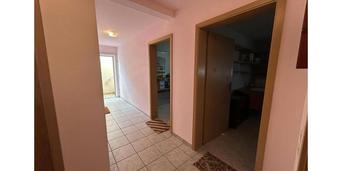Einfamilienhaus Arnsberg - 7 Zimmer, 200 m&sup2;, 1.500&euro; | Angebot:22943238