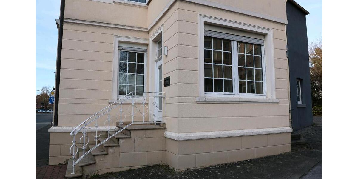 Geräumige 4-Zimmer-Altbauwohnung in Oelde 4 zimmer