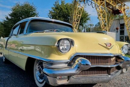 Cadillac Fleetwood 163.000 km 19.500 € Münster 48161