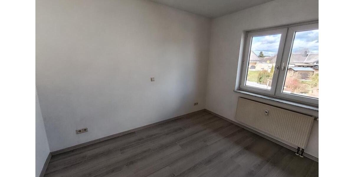 Etagenwohnung Rheinböllen - 3 Zimmer, 81 m&sup2;, 595&euro; | Angebot:25309195