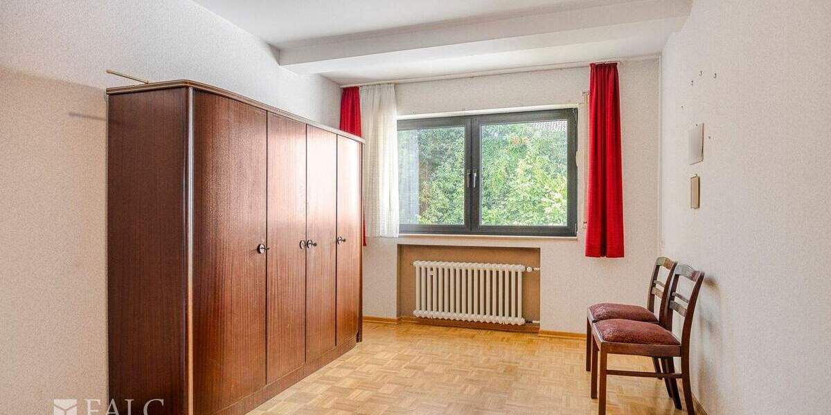 Einfamilienhaus für die junge Familie - Wohnen in bester Lage in Köln Weiden 5 zimmer