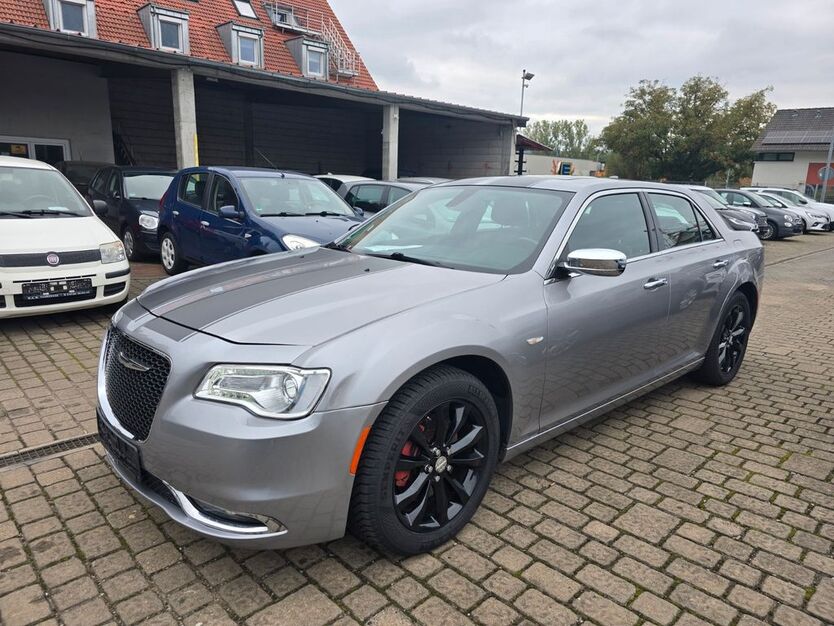 Chrysler 300C 135.000 km 15.500 € Randersacker 97236