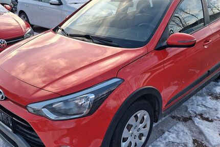 Hyundai i20 83.500 km 8.999 &euro; Hambergen 27729
