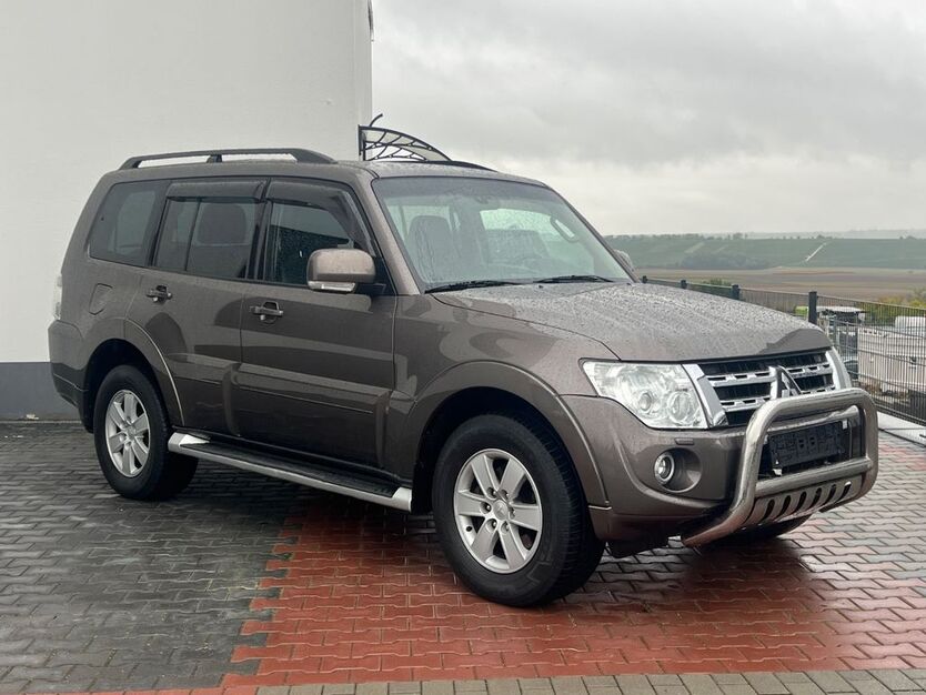Mitsubishi Pajero 160.000 km 21.900 € Saulheim 55291