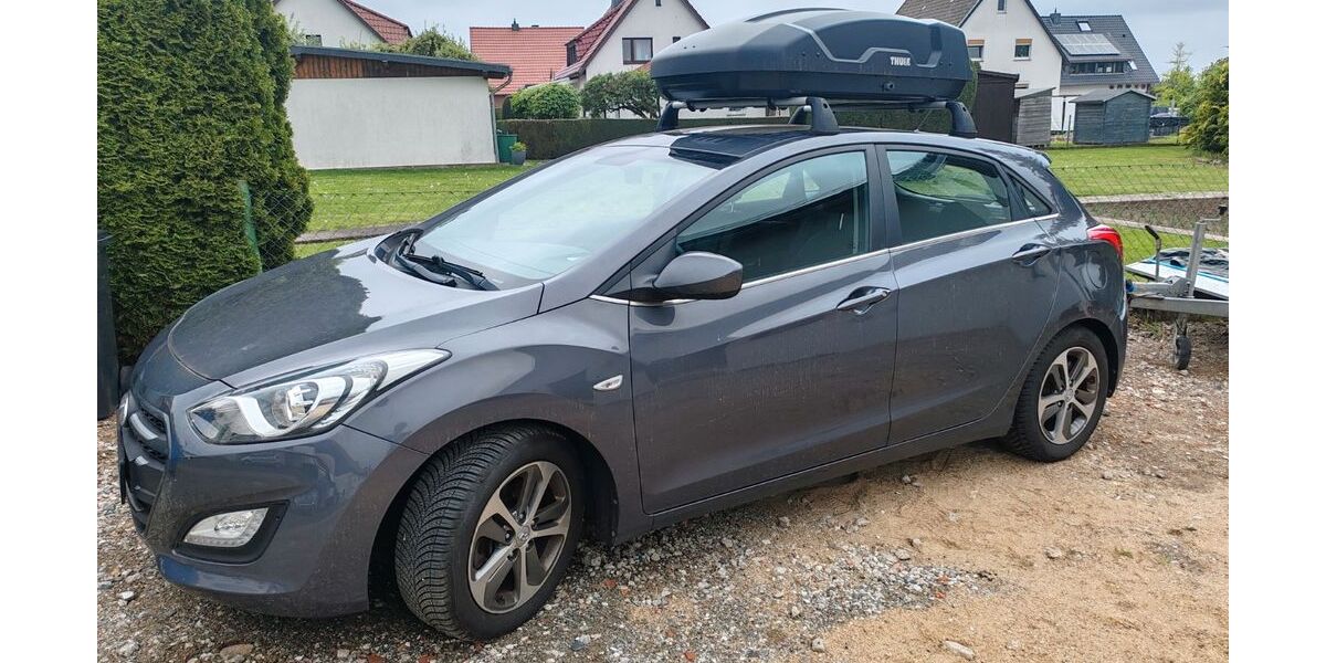 Hyundai i30 195.000 km 5.300 &euro; Söhlde 31185