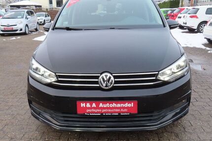 VW Touran 119.293 km 16.999 &euro; Geestland 27607