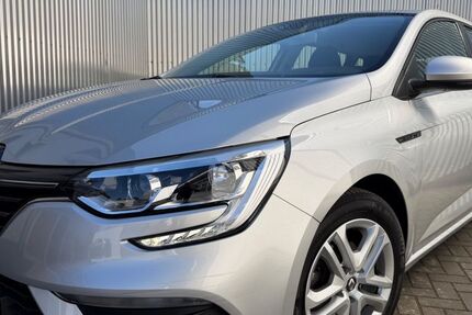 Renault Megane 77.000 km 9.990 &euro; Viersen 41748