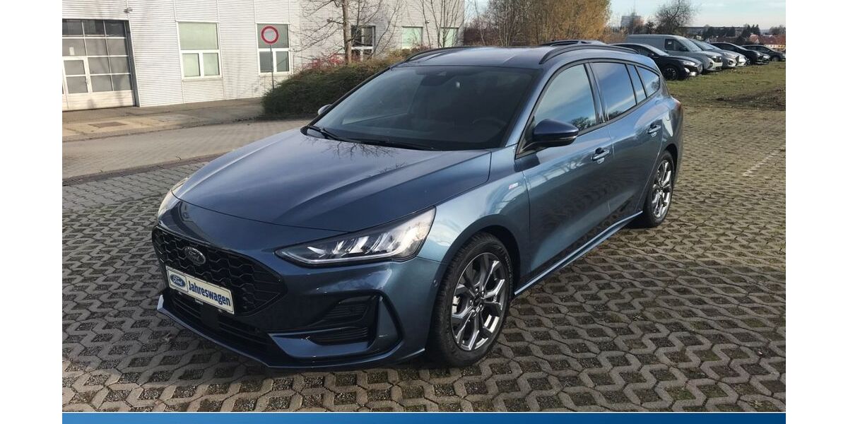 Ford Focus 14.912 km 29.590 &euro; Glauchau 08371