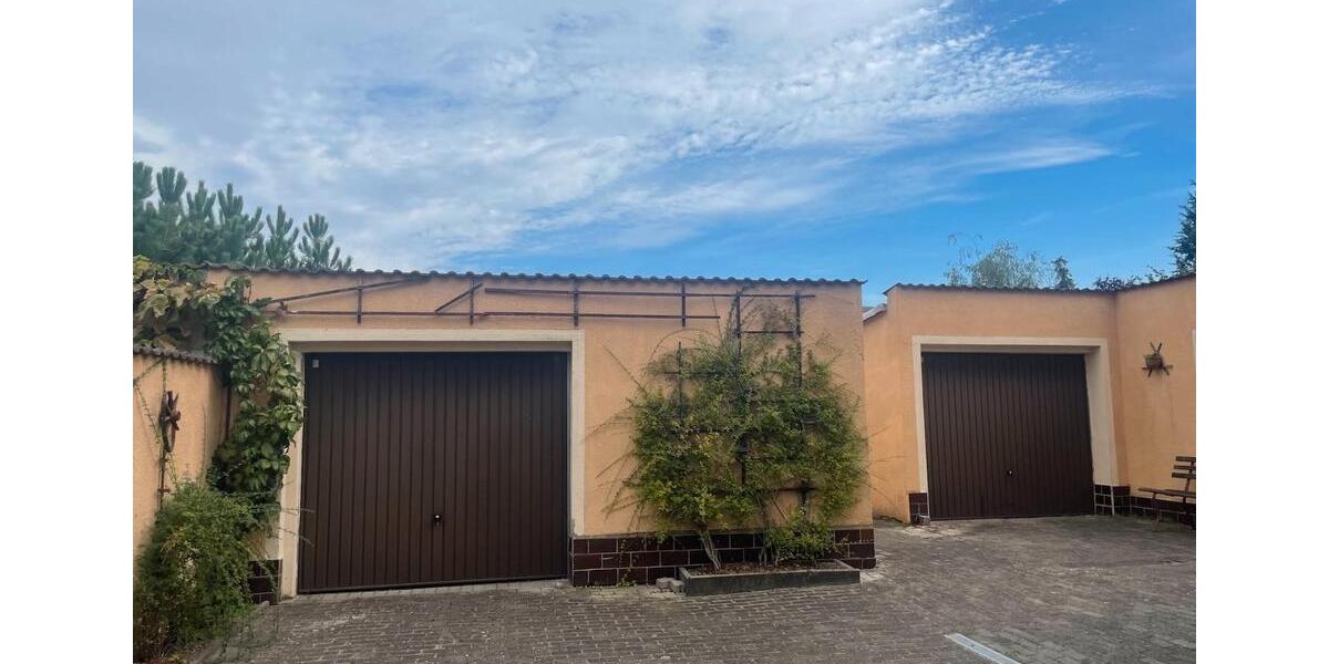 Doppelhaushälfte Halle (Saale) Dölau - 4.5 Zimmer, 145 m&sup2;, 1.600&euro; | Angebot:26141943
