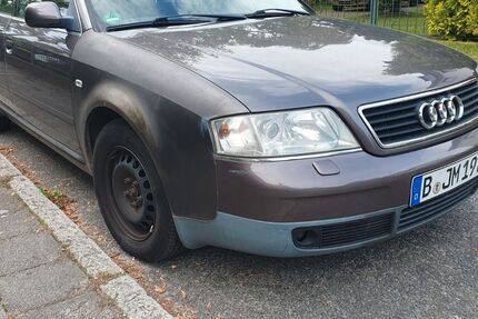 Audi A6 283.000 km 850 &euro; Berlin 12527