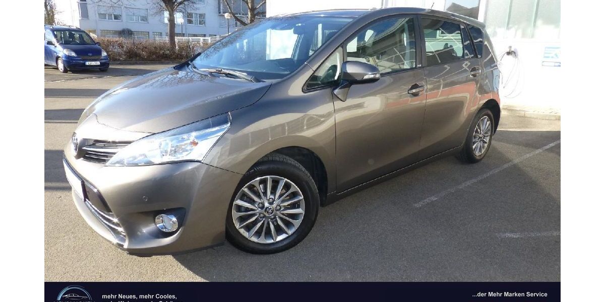 Toyota Verso 107.461 km 16.790 &euro; Augsburg 86156