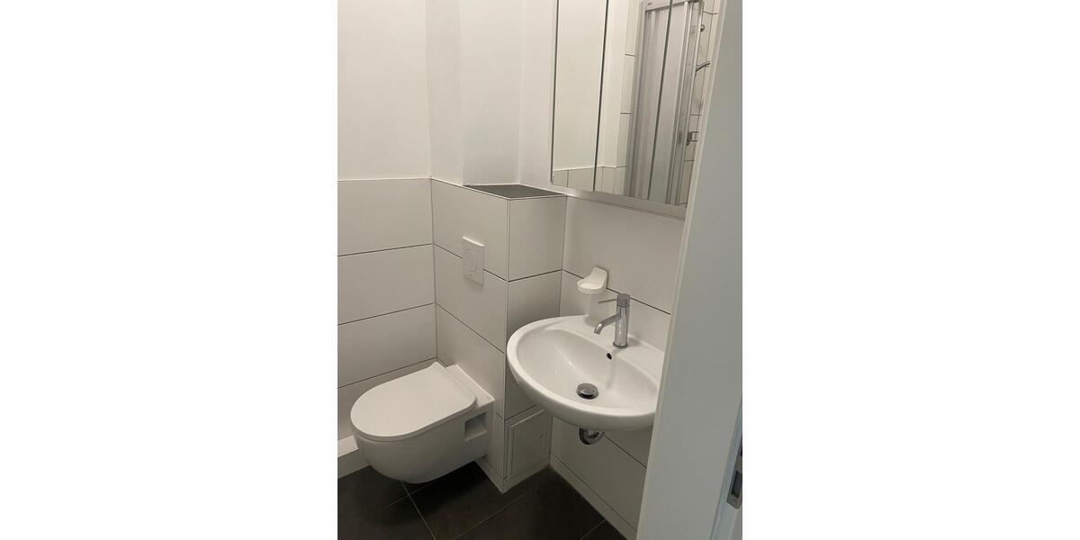 Etagenwohnung Zerbst (Anhalt) - 2 Zimmer, 65 m&sup2;, 655&euro; | Angebot:26339606