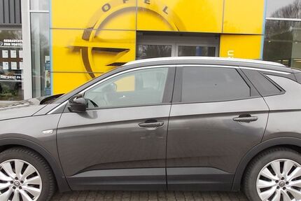 Opel Grandland (X) 119.985 km 17.890 &euro; Brunsbüttel 25541