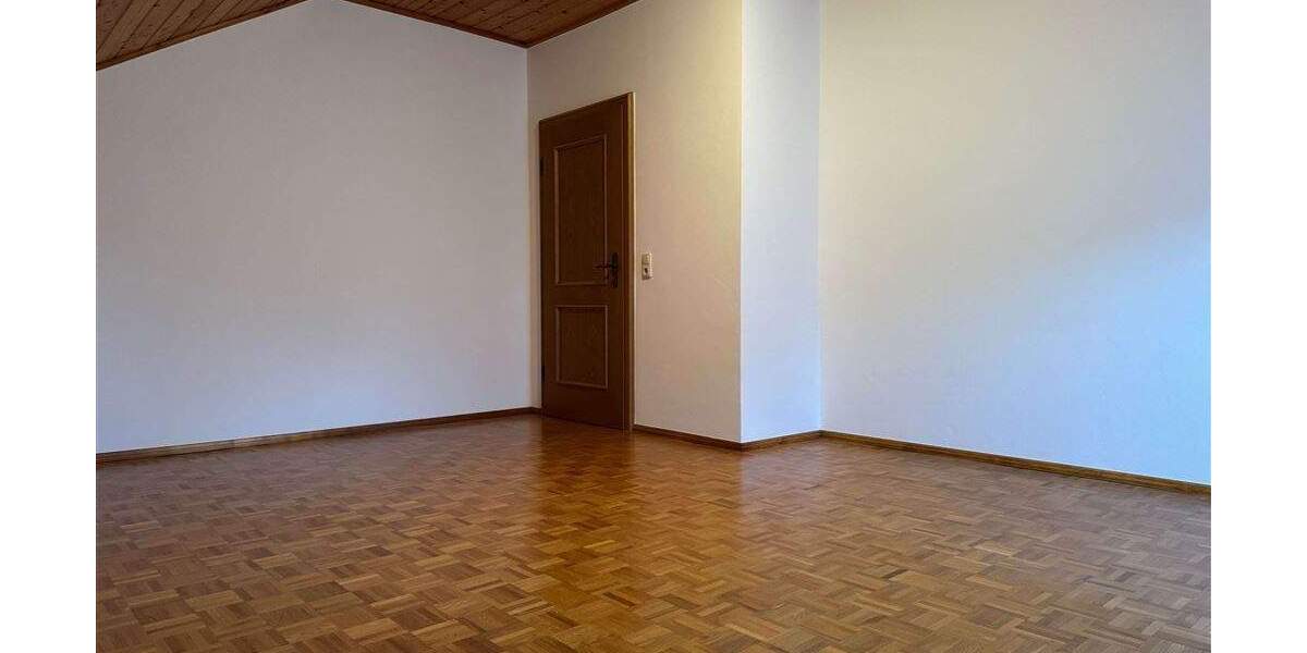 Einfamilienhaus Geiselhöring - 6 Zimmer, 237 m&sup2;, 1.300&euro; | Angebot:25562903