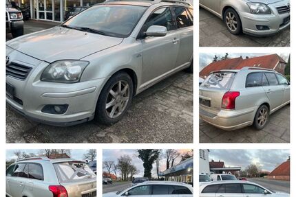 Toyota Avensis 322.989 km 1.999 € Friedeburg 26446