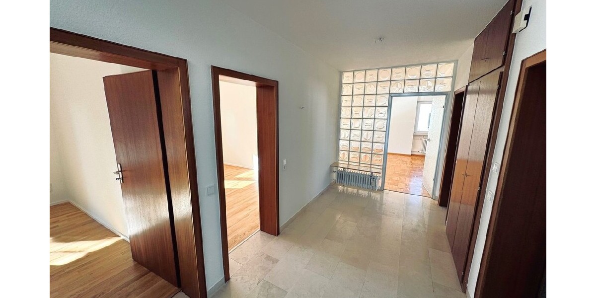 albero:) renovierte, lichtdurchflutete 4 Zimmer in ruhiger Anwohnerlage und kleiner Wohneinheit 4 zimmer