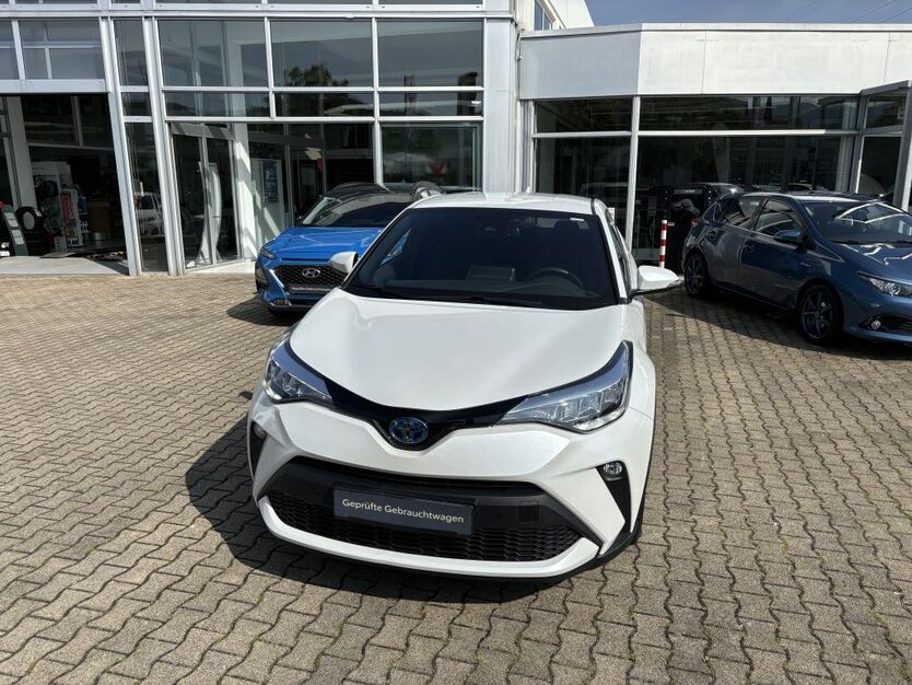 Toyota C-HR 29.000 km 27.250 € Freiburg 79111