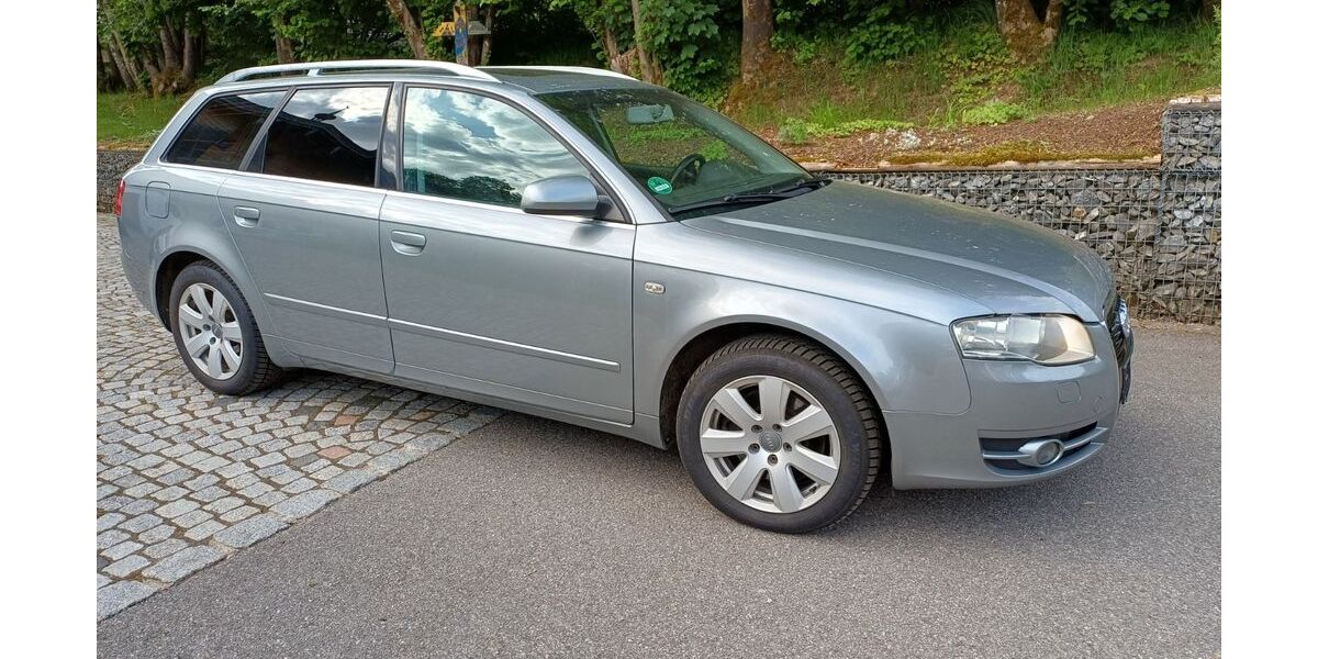 Audi A4 322.000 km 3.950 &euro; Lohberg 93470