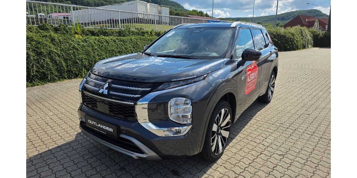 Mitsubishi Outlander 14.392 km 47.490 &euro; Am Ohmberg OT Bischofferode 37345