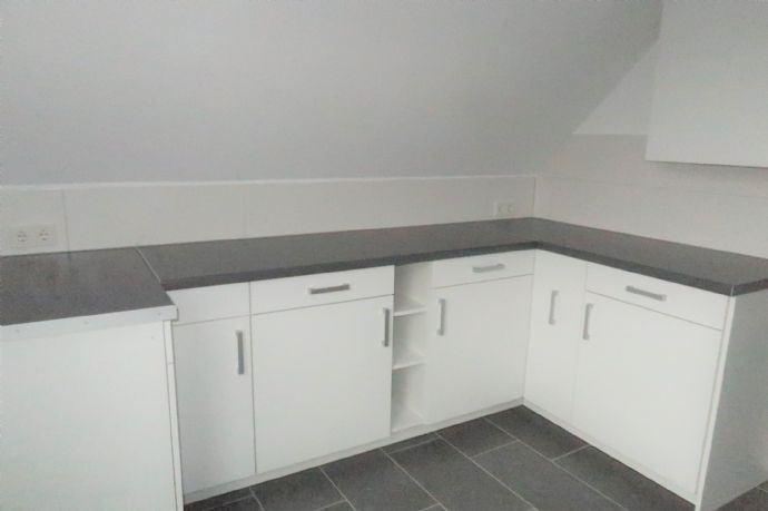 Maisonettenwohnung Nieste - 5 Zimmer, 100 m&sup2;, 800&euro; | Angebot:25252935