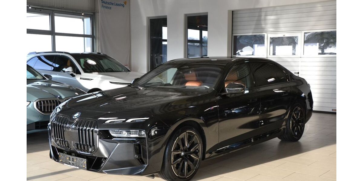 BMW i7 49.170 km 88.500 &euro; Lemgo 32657