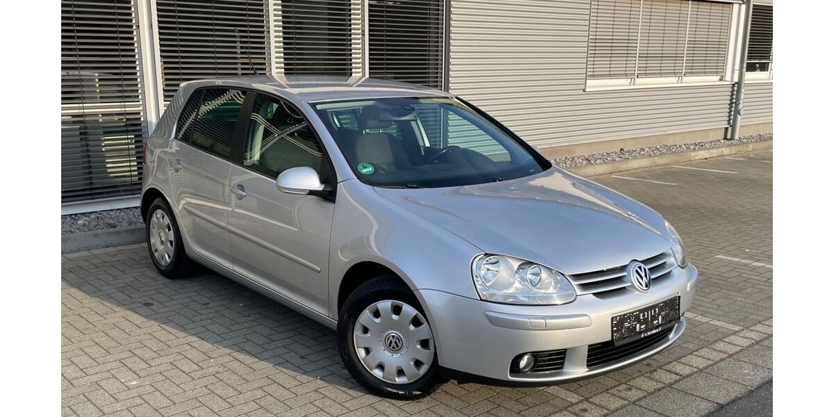 VW Golf 90.800 km 6.490 &euro; Dillenburg 35683