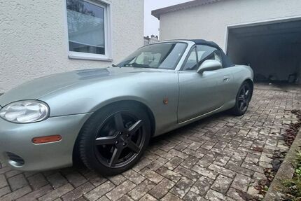 Mazda MX-5 97.317 km 8.999 &euro; Waldsassen 95652